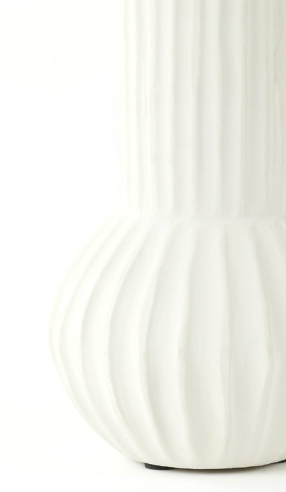 Peyo Vase